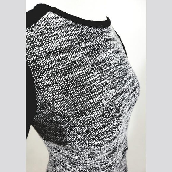 Loft Short Sleeve Fit & Flare Mini Dress sz 0P - Picture 2 of 4